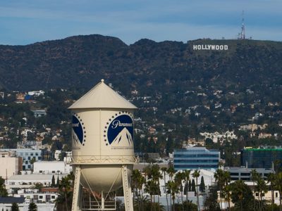 Warner Bros rechaza oferta de Paramount y pide a accionistas apoyar propuesta de Netflix