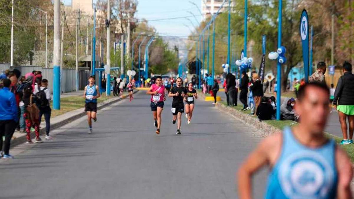 Carrera Aniversario General Roca. Fuente: (Twitter)