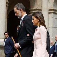 Tras los gritos: la foto de la Reina Letizia al Rey Felipe en cuarentena