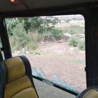 Paro de colectivos: choferes de Indalo bloquean el ingreso a la empresa tras sufrir amenazas