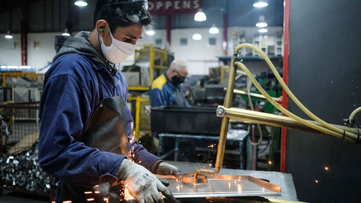 Industria argentina en pandemia. Fuente: (Twitter)