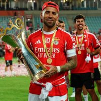 Ganador nato: el récord que alcanzó Nicolás Otamendi tras un nuevo título con Benfica