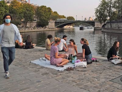 La OMS lanzó una alerta para Europa por el alza en los contagios