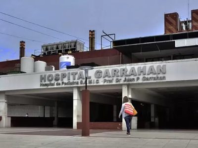 El Gobierno oficializa aumento salarial para trabajadores del Hospital Garrahan: de cuánto