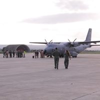 España cierra su espacio aéreo a aviones de EU implicados en la guerra de Irán