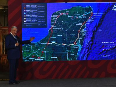 AMLO advierte que resolverán la “lluvia de amparos” en contra del Tren Maya