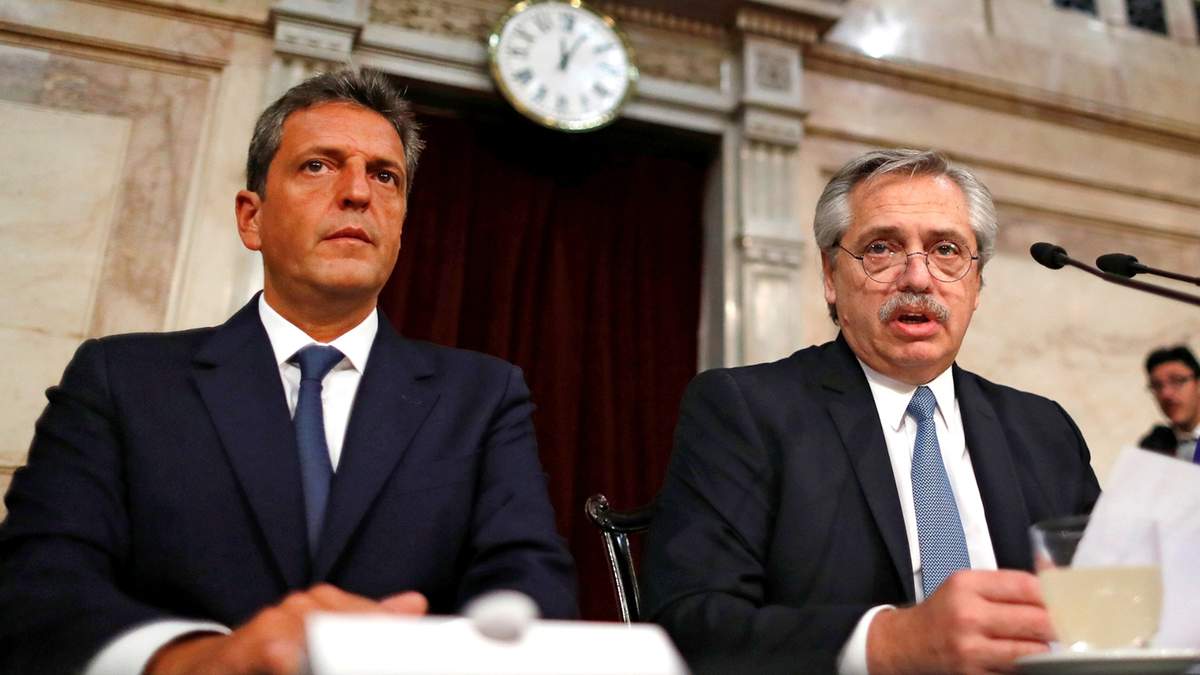 El presidente de la Cámara de Diputados, Sergio Massa, y el presidente de la Nación, Alberto Fernández. Fuente: (Twitter)