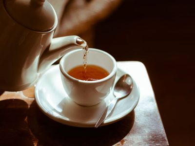 El té calentito y perfecto para superar las tardes tristes: fácil de hacer con lo que tenés en casa