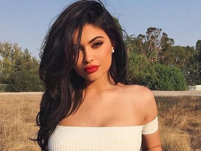 Kylie Jenner dejó en llamas las redes con un video de alto voltaje ¡Se toca!