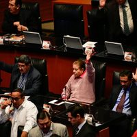Senadores de la 4T aprueban el andamiaje de la reforma judicial