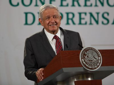 AMLO expone beneficios por reforma que regula el outsourcing