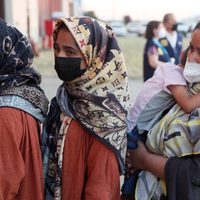 Auxilio en tiempos de crisis: Latinoamérica ofrece refugios a los desplazados de Afganistán