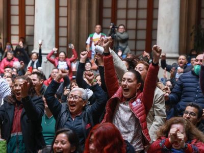 Así reaccionaron Sheinbaum, AMLO, Chivas y celebridades a la atajada de Memo Ochoa (Video)