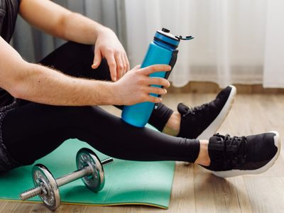 Adelgazá y tonificá tus piernas: 5 ejercicios rápidos y muy fáciles que podés hacer en casa