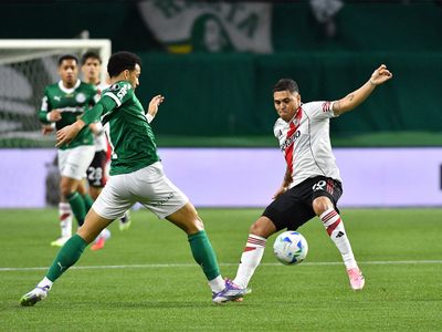 River se vino a pique en el segundo tiempo y se despidió ante Palmeiras