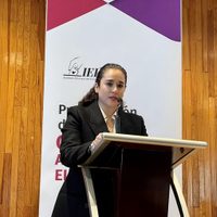 Piden que esposo de presidenta del IEEM renuncie al gobierno mexiquense por riesgo de parcialidad