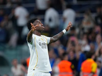 Real Madrid es multado por saludo nazi de aficionado en juego de Champions League contra Benfica