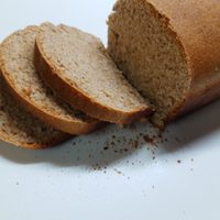 No gastés fortuna en pan lactal integral: preparalo en pocos pasos, muy esponjoso y más barato