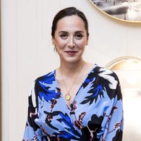 Tamara Falcó deslumbra con un outfit favorecedor y revela todos los detalles de su look