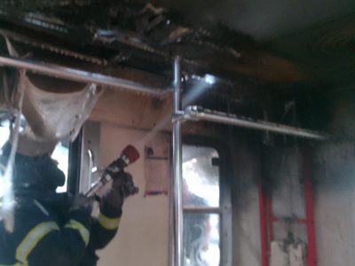 Incendio en un vagón interrumpe el servicio en cuatro estaciones del Tren Ligero (Video)