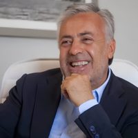 El motivo por el que Cornejo se ausenta dos semanas de la provincia