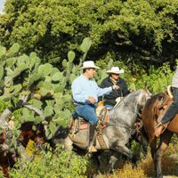 Gobernador de Guanajuato cae de su caballo y se fractura dos costillas