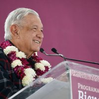 AMLO reitera su compromiso de inaugurar “El Insurgente”