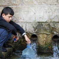 ONU alerta de que cuatro millones de personas podrían quedarse sin agua potable en un mes en Líbano