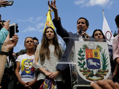 EU reconoce a encargado de negocios de Guaidó en Washington