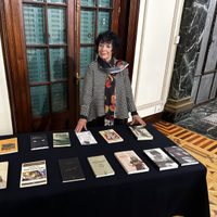 Un reconocimiento que abraza: Luisa Valenzuela ante su ingreso a la Biblioteca de Escritoras de la UNAM
