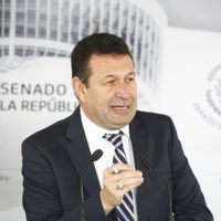 Senador de Tabasco pide intervención de AMLO para atender la crisis del sector salud