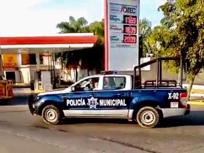 Colima restringe el libre tránsito de personas por el Covid-19