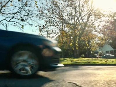 Niña de 12 años toma el auto de su padre y conduce 640 km para ver a alguien que conoció en internet