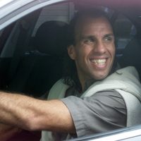 Denuncian al “Mono” Navarro Montoya por una deuda millonaria en un restaurante