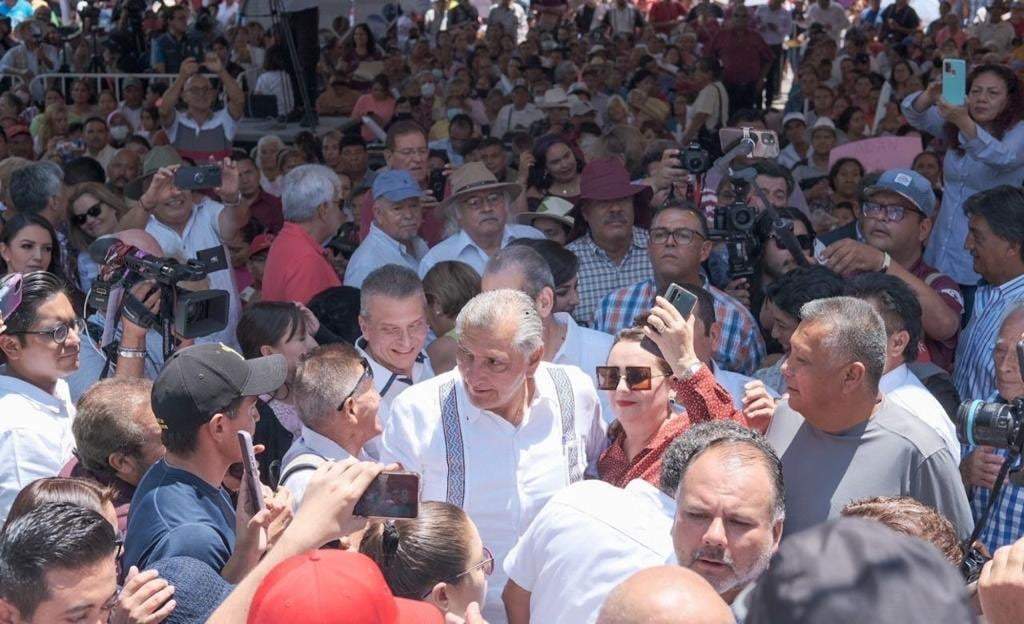 El exsecretario de Gobernación en su recorrido en Guanajuato