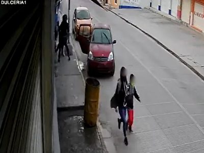 Dos encapuchados secuestran a un niño en Huehuetoca, Edomex (Video)