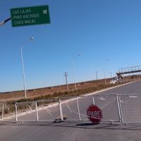 Zapala prohíbe el ingreso de todos los rodados que provengan del exterior