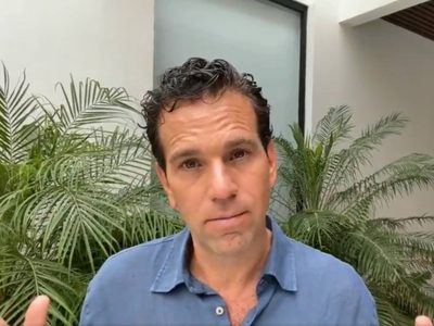Loret de Mola a AMLO: "ruin que hable de mí para no enfrentar la exigencia de las mujeres"