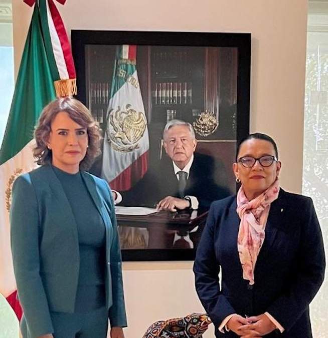 Clara Luz Flores y Rosa Icela Rodríguez