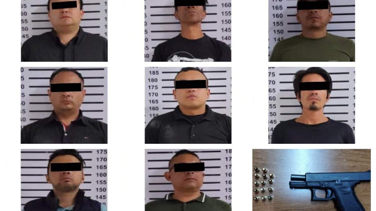 Los ocho detenidos y el arma incautada