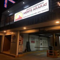 Clausuran funeraria de Tijuana que tenía en el suelo a fallecidos por covid-19