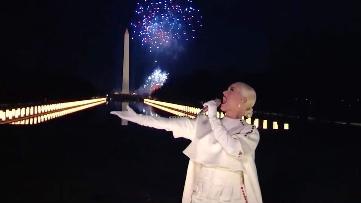 Katy Perry. Fuente: (Facebook)