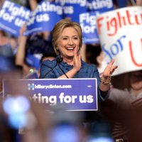 Clinton y Trump ganan Florida y se perfilan como candidatos presidenciales en EU