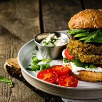 Con 3 ingredientes y mejor que las compradas: hacé estas ricas hamburguesas para terminar de 10 la semana