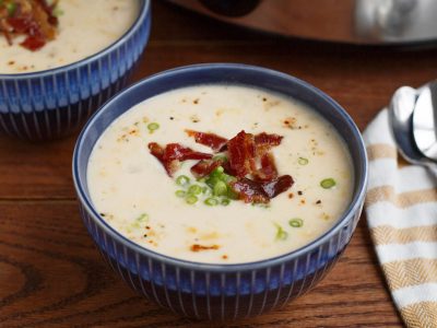 Sopa crema de papa y ajo: una receta que conquista por su textura y su sabor, seguí el paso a paso, así de fácil