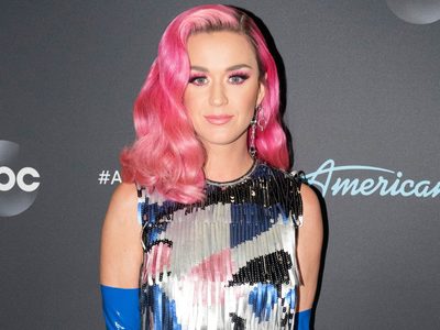 ¡Muy creativa! Katy Perry fotografió su embarazo con divertidos vestuarios. ¡Mirá!