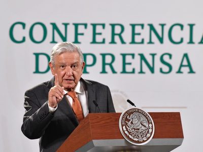 Tras cancelación de candidaturas de Salgado y Morón, AMLO anuncia reforma electoral