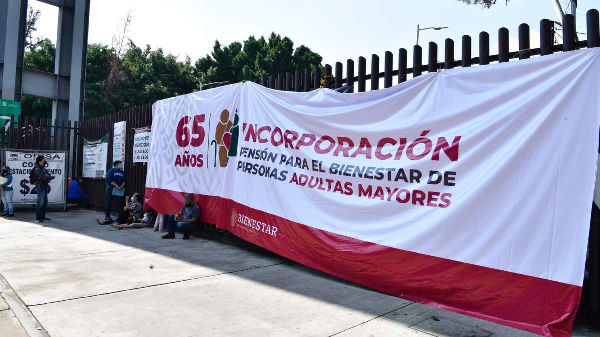 Pensión para adultos mayores. Incremento