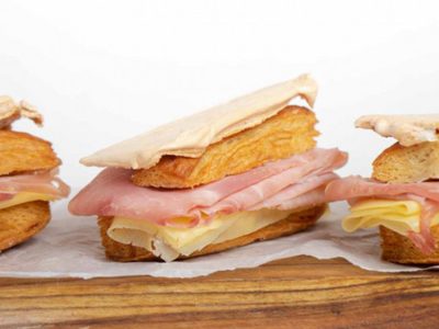 Fosforitos de jamón y queso: una masa tierna y deliciosa, la opción ideal para eventos