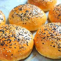 Panes de hamburguesa tipo brioche: no compres más y hacé esta receta única y perfecta